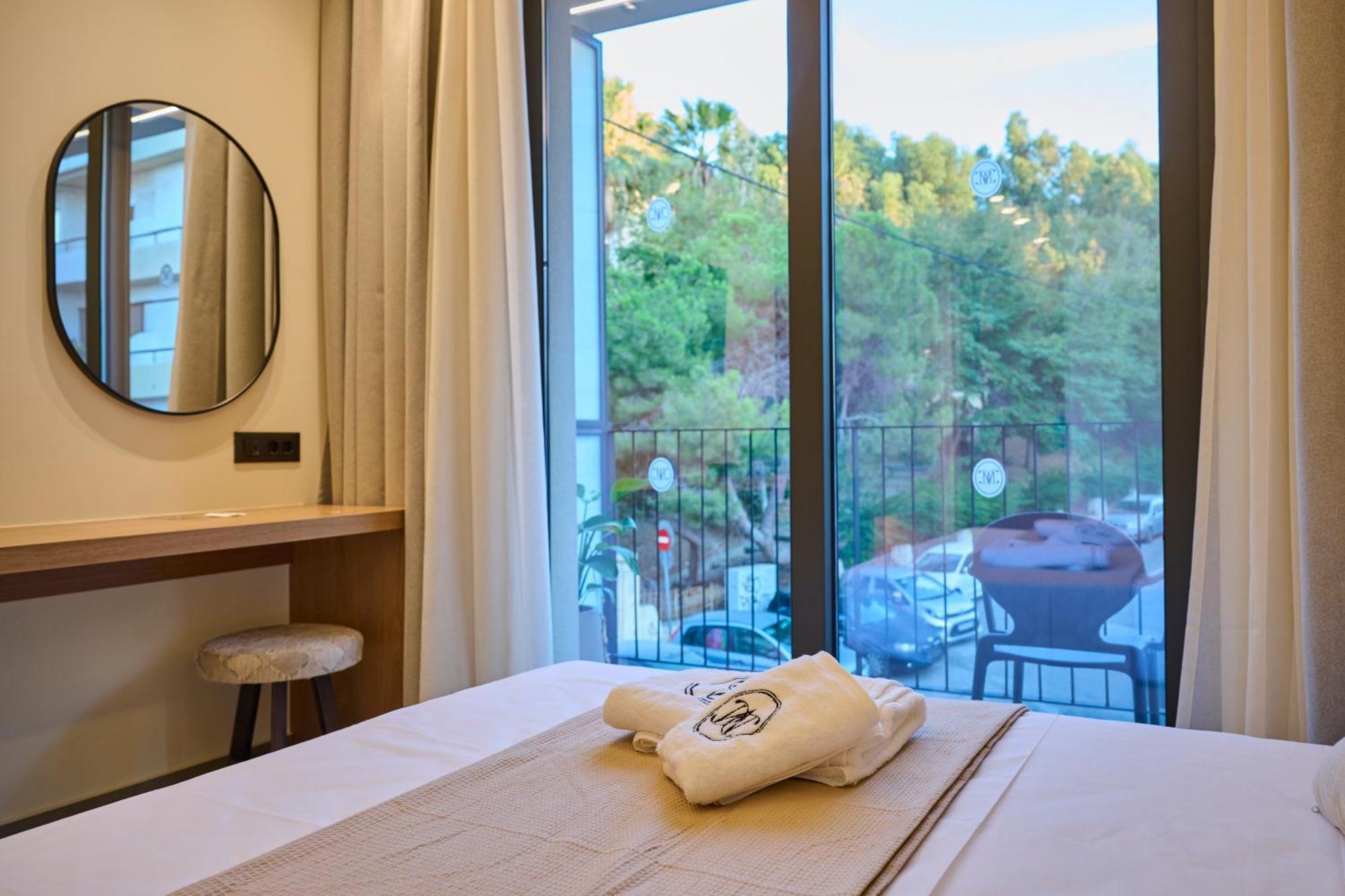 Monarco Executive Hotel *