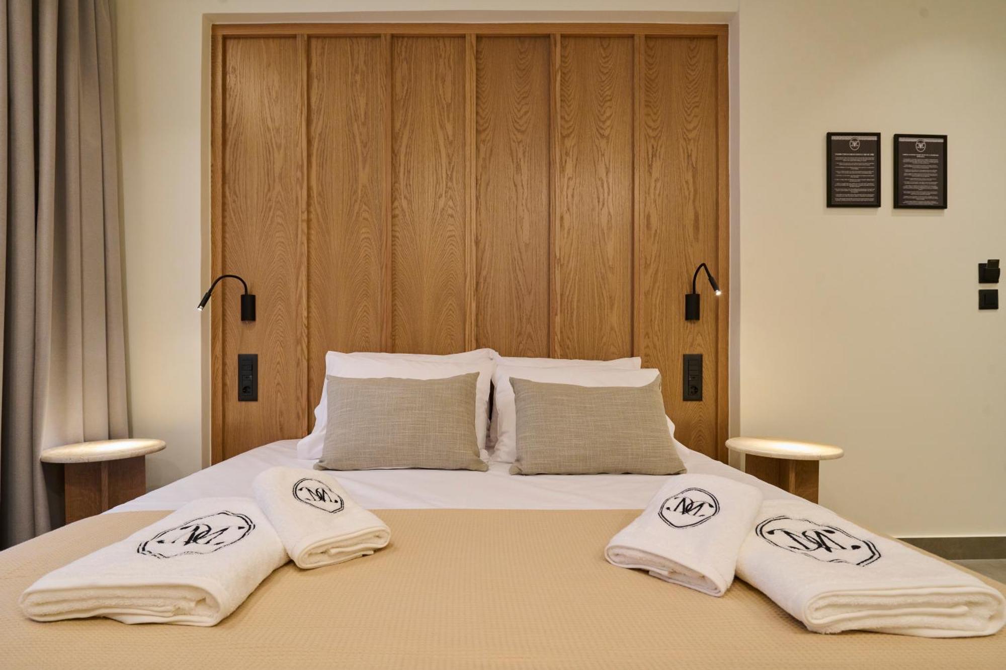 Monarco Executive Hotel *