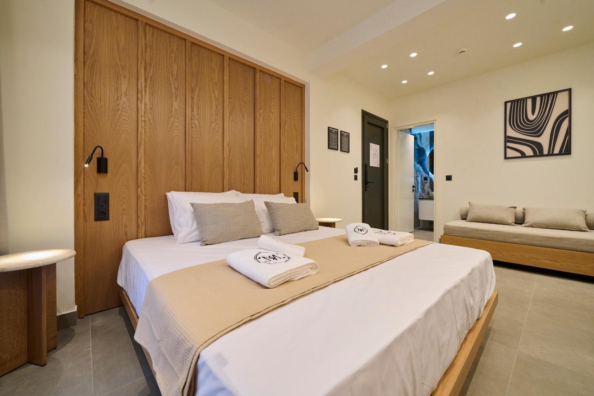 Monarco Executive * Rhodes City