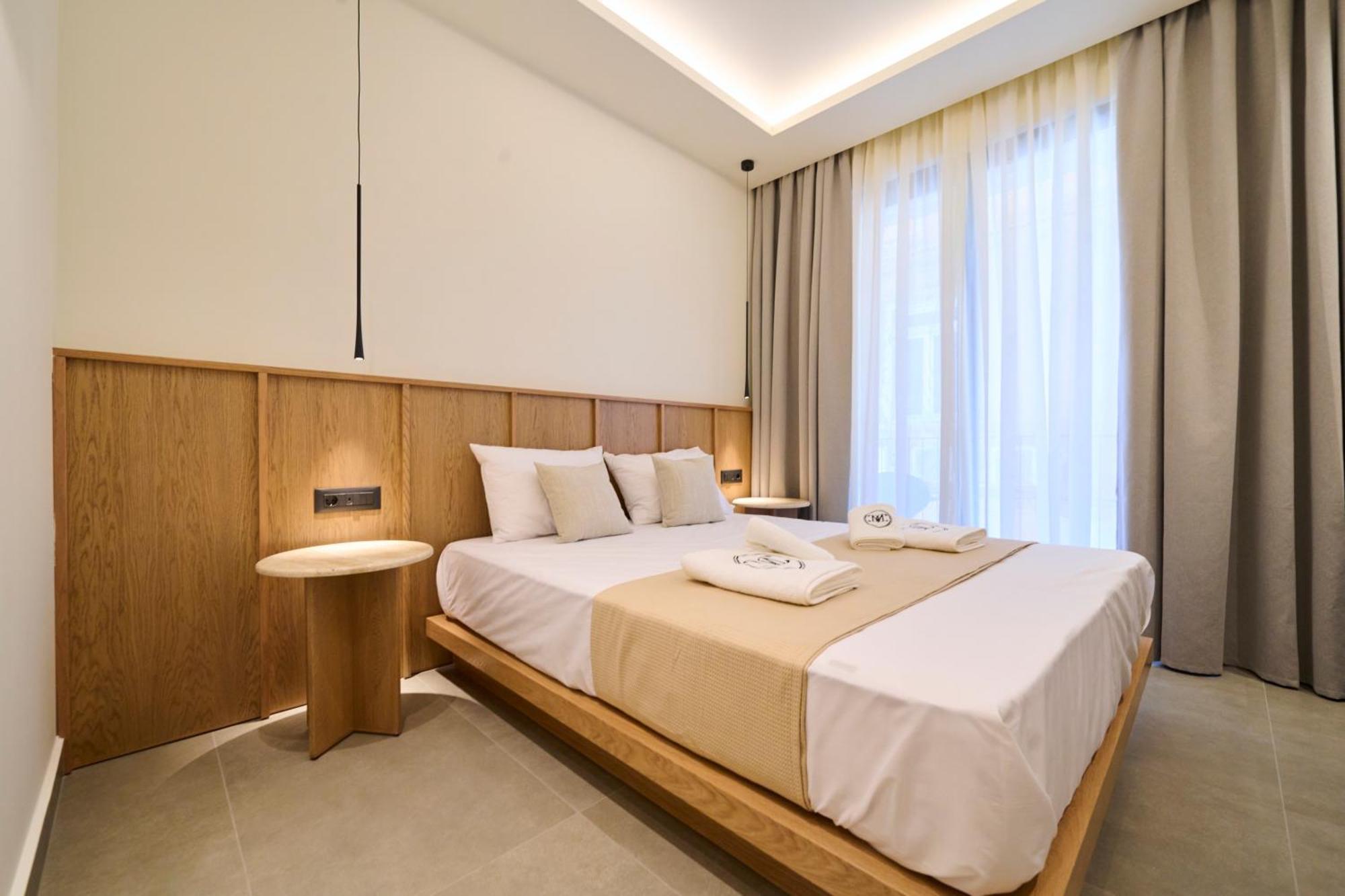 Monarco Executive Hotel *